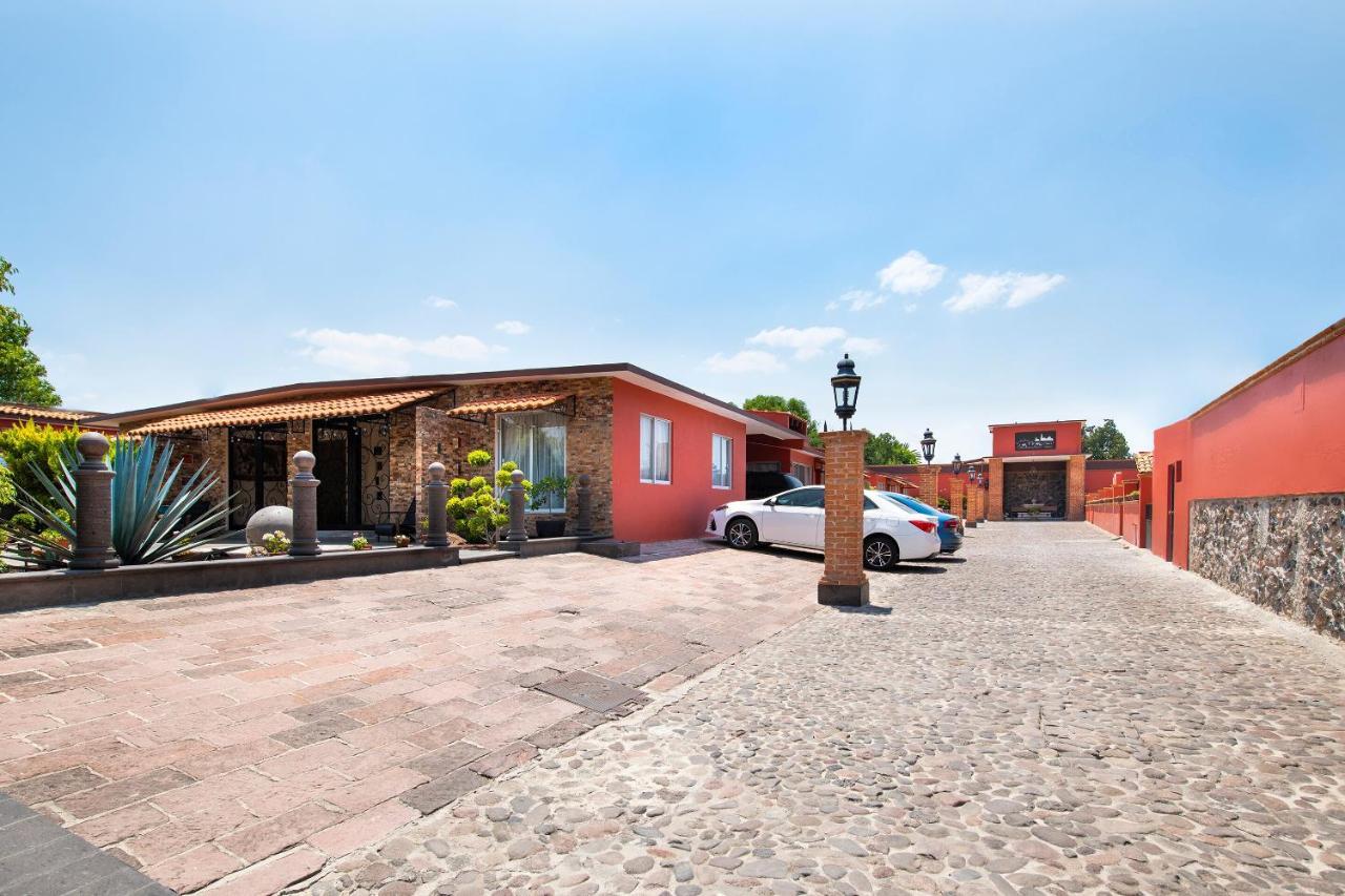 Capital O Villas San Francisco Hotel Huichapan Kültér fotó
