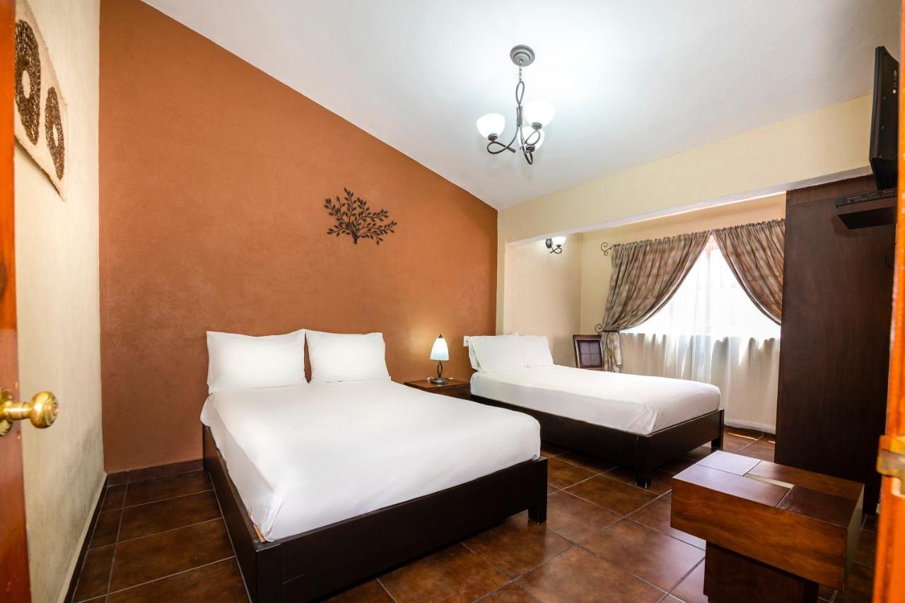 Capital O Villas San Francisco Hotel Huichapan Kültér fotó