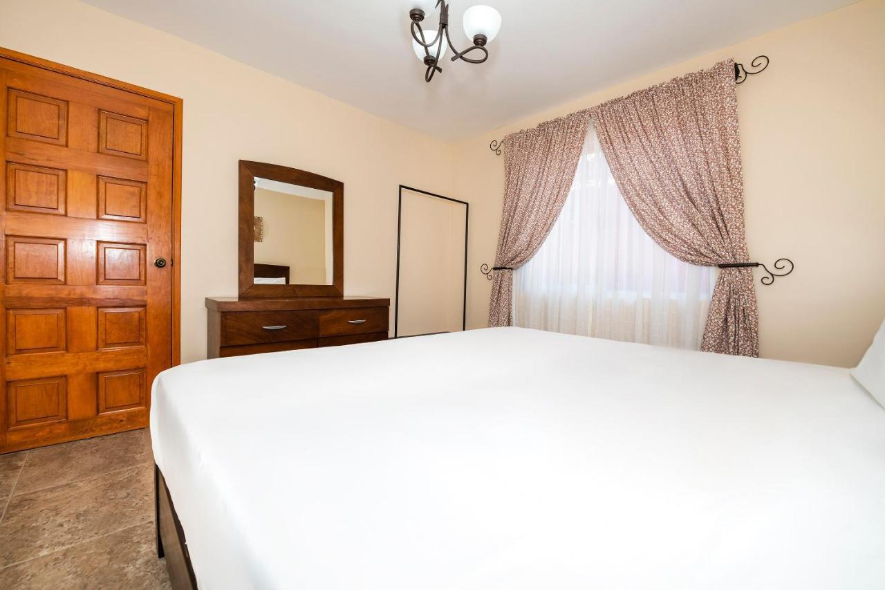 Capital O Villas San Francisco Hotel Huichapan Kültér fotó