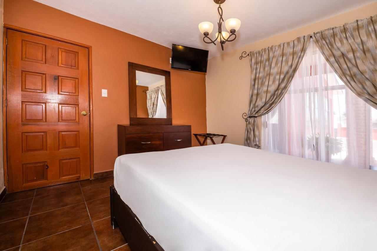 Capital O Villas San Francisco Hotel Huichapan Kültér fotó